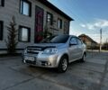 Серый Шевроле Авео, объемом двигателя 1.6 л и пробегом 142 тыс. км за 4300 $, фото 1 на Automoto.ua