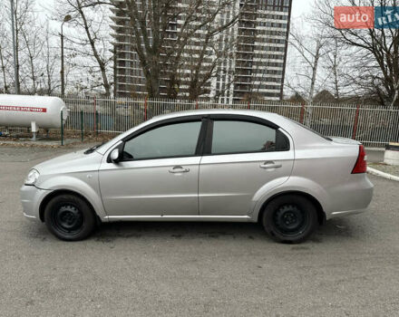 Сірий Шевроле Авео, об'ємом двигуна 1.6 л та пробігом 274 тис. км за 4299 $, фото 7 на Automoto.ua