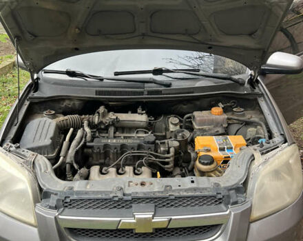 Сірий Шевроле Авео, об'ємом двигуна 1.5 л та пробігом 225 тис. км за 2600 $, фото 13 на Automoto.ua