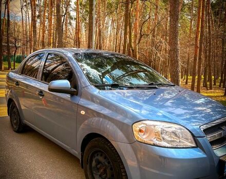 Сірий Шевроле Авео, об'ємом двигуна 1.5 л та пробігом 214 тис. км за 4250 $, фото 2 на Automoto.ua