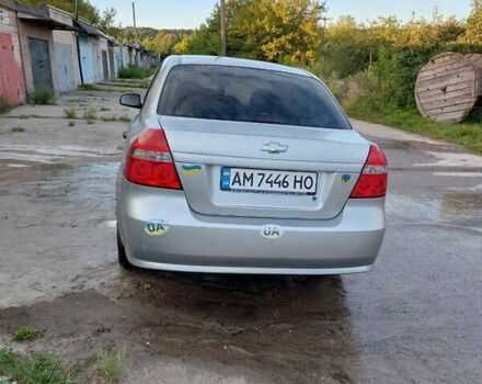 Серый Шевроле Авео, объемом двигателя 1.5 л и пробегом 204 тыс. км за 3200 $, фото 2 на Automoto.ua