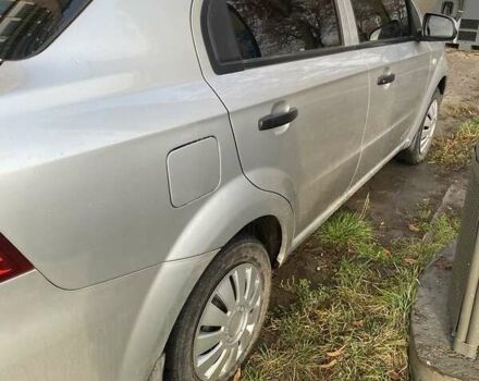 Серый Шевроле Авео, объемом двигателя 1.5 л и пробегом 194 тыс. км за 3700 $, фото 2 на Automoto.ua
