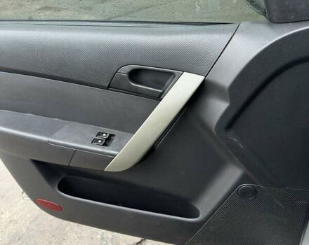 Сірий Шевроле Авео, об'ємом двигуна 1.5 л та пробігом 245 тис. км за 3500 $, фото 22 на Automoto.ua