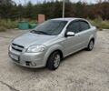 Серый Шевроле Авео, объемом двигателя 1.6 л и пробегом 250 тыс. км за 2902 $, фото 1 на Automoto.ua