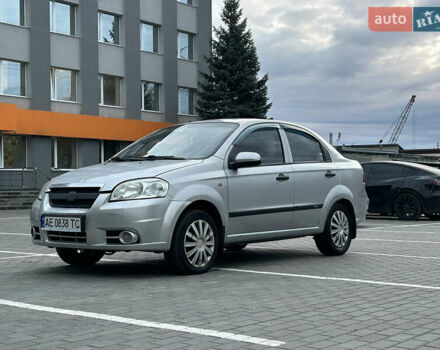 Серый Шевроле Авео, объемом двигателя 1.5 л и пробегом 191 тыс. км за 2999 $, фото 2 на Automoto.ua