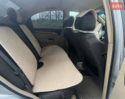 Серый Шевроле Авео, объемом двигателя 1.6 л и пробегом 185 тыс. км за 3499 $, фото 18 на Automoto.ua
