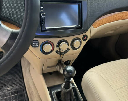 Сірий Шевроле Авео, об'ємом двигуна 1.6 л та пробігом 258 тис. км за 2599 $, фото 12 на Automoto.ua