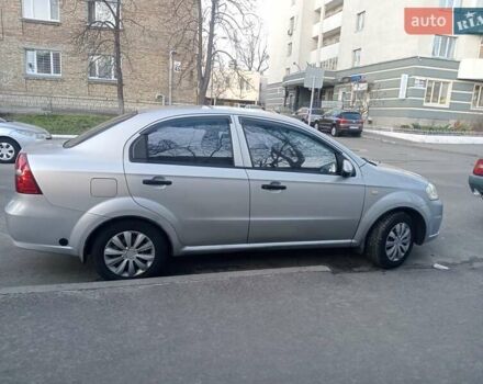 Серый Шевроле Авео, объемом двигателя 1.5 л и пробегом 300 тыс. км за 3800 $, фото 4 на Automoto.ua