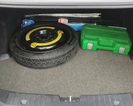 Серый Шевроле Авео, объемом двигателя 1.5 л и пробегом 296 тыс. км за 3499 $, фото 5 на Automoto.ua