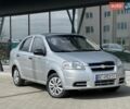 Серый Шевроле Авео, объемом двигателя 1.5 л и пробегом 211 тыс. км за 2700 $, фото 1 на Automoto.ua