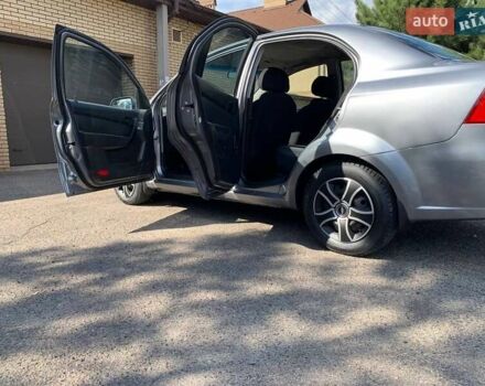 Серый Шевроле Авео, объемом двигателя 1.5 л и пробегом 260 тыс. км за 4100 $, фото 6 на Automoto.ua