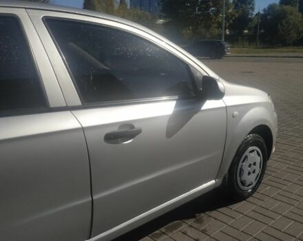Сірий Шевроле Авео, об'ємом двигуна 1.5 л та пробігом 221 тис. км за 3200 $, фото 1 на Automoto.ua