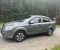 Серый Шевроле Авео, объемом двигателя 1.5 л и пробегом 270 тыс. км за 2501 $, фото 1 на Automoto.ua