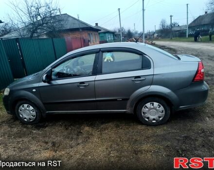 Серый Шевроле Авео, объемом двигателя 1.6 л и пробегом 276 тыс. км за 3200 $, фото 2 на Automoto.ua