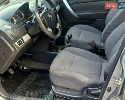 Сірий Шевроле Авео, об'ємом двигуна 1.5 л та пробігом 236 тис. км за 3750 $, фото 20 на Automoto.ua