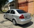 Серый Шевроле Авео, объемом двигателя 1.5 л и пробегом 250 тыс. км за 3200 $, фото 1 на Automoto.ua