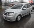 Серый Шевроле Авео, объемом двигателя 1.6 л и пробегом 300 тыс. км за 2899 $, фото 1 на Automoto.ua