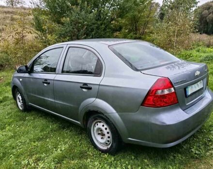 Сірий Шевроле Авео, об'ємом двигуна 1.5 л та пробігом 150 тис. км за 3200 $, фото 2 на Automoto.ua