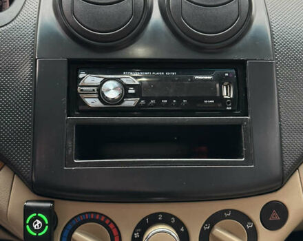 Сірий Шевроле Авео, об'ємом двигуна 1.6 л та пробігом 274 тис. км за 4299 $, фото 16 на Automoto.ua