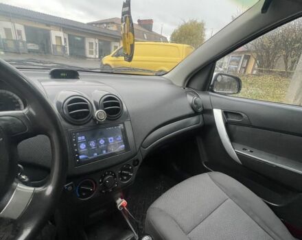 Серый Шевроле Авео, объемом двигателя 1.5 л и пробегом 220 тыс. км за 3000 $, фото 17 на Automoto.ua