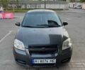 Серый Шевроле Авео, объемом двигателя 1.5 л и пробегом 303 тыс. км за 2500 $, фото 1 на Automoto.ua