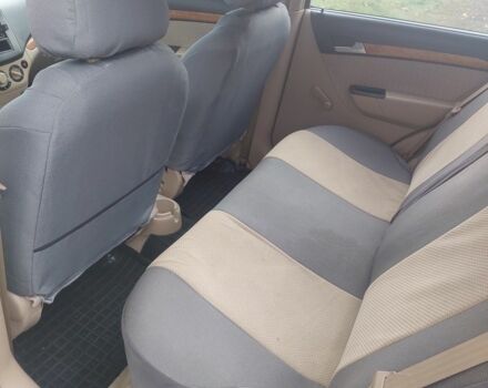 Серый Шевроле Авео, объемом двигателя 1.6 л и пробегом 197 тыс. км за 3500 $, фото 5 на Automoto.ua