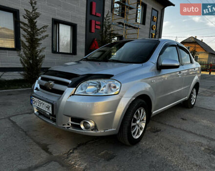 Серый Шевроле Авео, объемом двигателя 1.6 л и пробегом 142 тыс. км за 4300 $, фото 6 на Automoto.ua