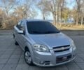 Серый Шевроле Авео, объемом двигателя 1.6 л и пробегом 214 тыс. км за 2700 $, фото 3 на Automoto.ua