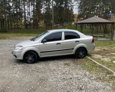 Серый Шевроле Авео, объемом двигателя 1.5 л и пробегом 235 тыс. км за 3900 $, фото 3 на Automoto.ua