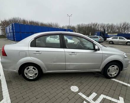 Сірий Шевроле Авео, об'ємом двигуна 1.6 л та пробігом 353 тис. км за 4000 $, фото 6 на Automoto.ua