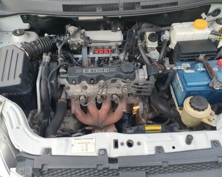 Серый Шевроле Авео, объемом двигателя 1.5 л и пробегом 255 тыс. км за 5000 $, фото 6 на Automoto.ua