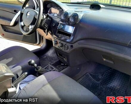 Серый Шевроле Авео, объемом двигателя 1.5 л и пробегом 315 тыс. км за 3700 $, фото 7 на Automoto.ua