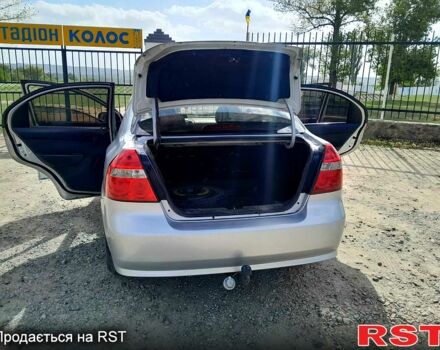 Серый Шевроле Авео, объемом двигателя 1.5 л и пробегом 315 тыс. км за 3700 $, фото 6 на Automoto.ua