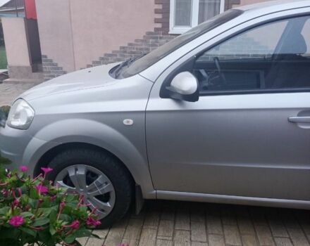 Серый Шевроле Авео, объемом двигателя 1.4 л и пробегом 300 тыс. км за 4300 $, фото 2 на Automoto.ua