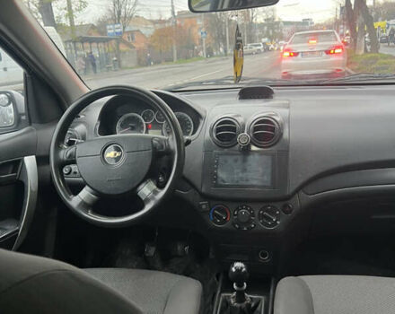 Сірий Шевроле Авео, об'ємом двигуна 1.5 л та пробігом 250 тис. км за 2999 $, фото 16 на Automoto.ua