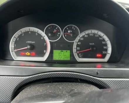 Серый Шевроле Авео, объемом двигателя 1.5 л и пробегом 220 тыс. км за 3000 $, фото 15 на Automoto.ua