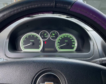 Сірий Шевроле Авео, об'ємом двигуна 1.6 л та пробігом 290 тис. км за 3900 $, фото 13 на Automoto.ua