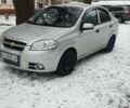 Серый Шевроле Авео, объемом двигателя 1.5 л и пробегом 235 тыс. км за 4100 $, фото 1 на Automoto.ua