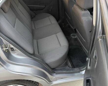 Серый Шевроле Авео, объемом двигателя 1.5 л и пробегом 350 тыс. км за 3200 $, фото 8 на Automoto.ua