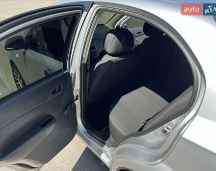 Серый Шевроле Авео, объемом двигателя 1.5 л и пробегом 82 тыс. км за 5700 $, фото 7 на Automoto.ua