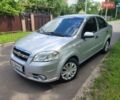 Серый Шевроле Авео, объемом двигателя 1.5 л и пробегом 333 тыс. км за 2900 $, фото 1 на Automoto.ua