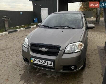 Серый Шевроле Авео, объемом двигателя 1.5 л и пробегом 393 тыс. км за 2850 $, фото 4 на Automoto.ua