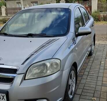 Сірий Шевроле Авео, об'ємом двигуна 1.5 л та пробігом 398 тис. км за 2850 $, фото 5 на Automoto.ua