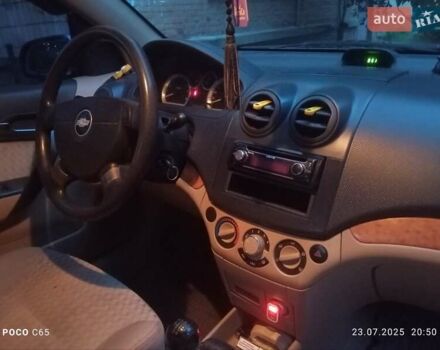 Серый Шевроле Авео, объемом двигателя 1.6 л и пробегом 250 тыс. км за 2900 $, фото 21 на Automoto.ua
