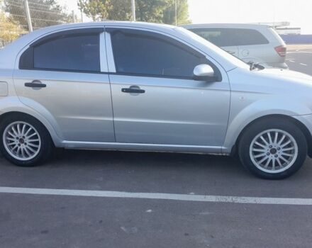 Серый Шевроле Авео, объемом двигателя 1.5 л и пробегом 245 тыс. км за 3400 $, фото 2 на Automoto.ua