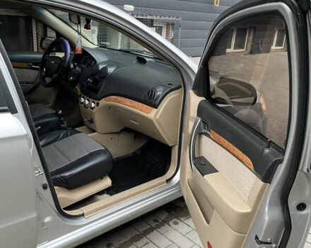 Сірий Шевроле Авео, об'ємом двигуна 1.6 л та пробігом 290 тис. км за 3900 $, фото 20 на Automoto.ua
