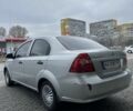 Серый Шевроле Авео, объемом двигателя 1.5 л и пробегом 240 тыс. км за 3300 $, фото 3 на Automoto.ua