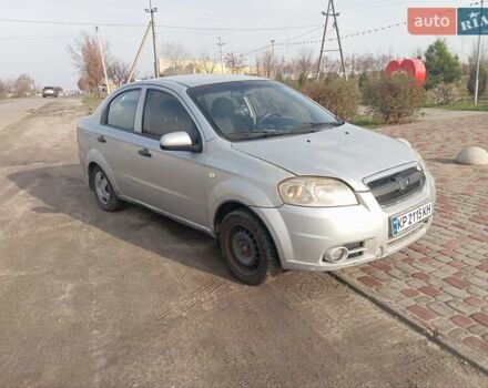 Сірий Шевроле Авео, об'ємом двигуна 1.5 л та пробігом 322 тис. км за 2300 $, фото 1 на Automoto.ua