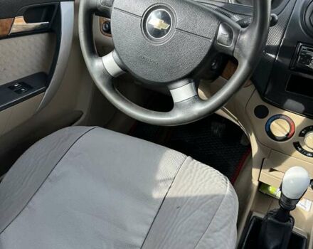 Серый Шевроле Авео, объемом двигателя 1.6 л и пробегом 106 тыс. км за 3850 $, фото 3 на Automoto.ua