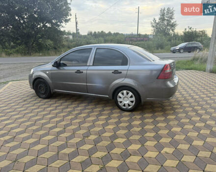 Серый Шевроле Авео, объемом двигателя 1.5 л и пробегом 320 тыс. км за 2300 $, фото 2 на Automoto.ua